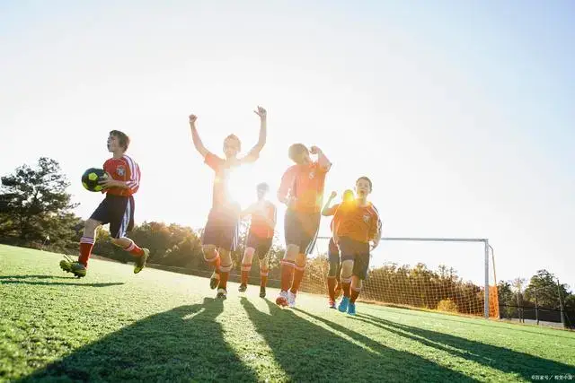 斯洛特：我不担心帅位且得到高层很多支持；失误是团队的问题